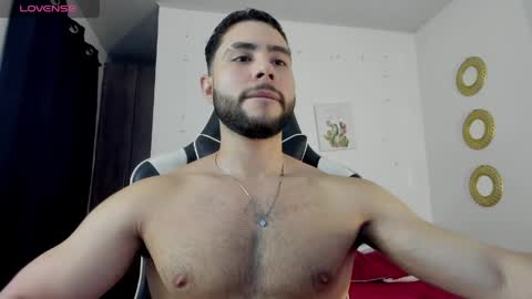 Snapshot of bryan_oficials chatting on May 10, 2026, 1:44 am bryan_oficials online show from May 10, 2026, 1:44 am