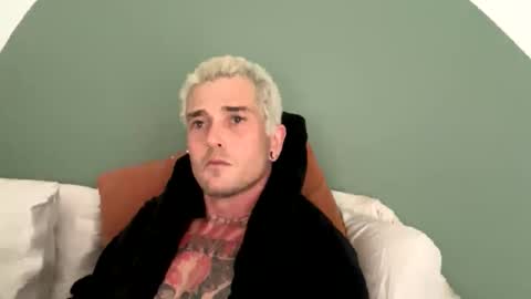 bryjybxxx online show from December 4, 2025, 10:07 pm