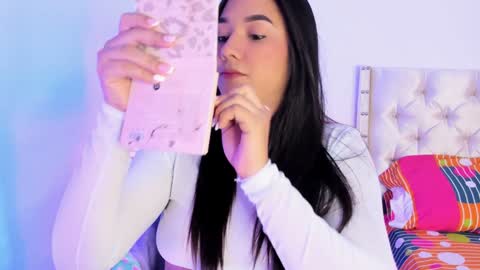 Carly     online show from February 3, 2025, 12:03 pm