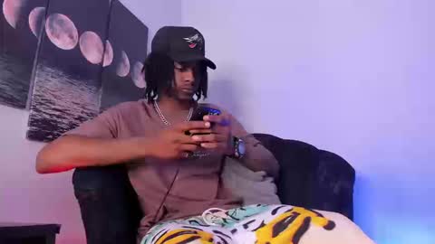 Snapshot of bryxxxon1 chatting on September 10, 2025, 3:34 pm Bryxon online show from September 10, 2025, 3:34 pm