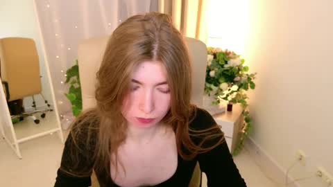 bubble_kiss online show from April 26, 2026, 1:53 pm