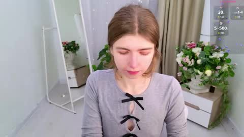 bubble_kiss online show from April 30, 2026, 2:23 pm