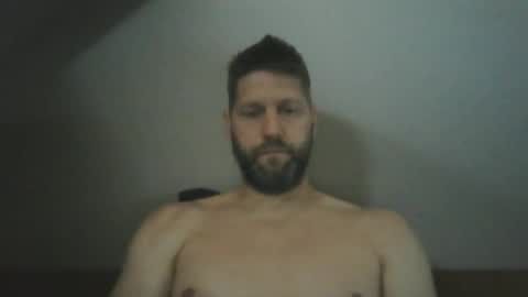 bubblebee1982 online show from June 23, 2026, 6:44 am