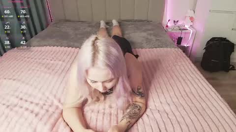 Snapshot of bubblebunny_ chatting on June 8, 2026, 2:28 pm bubblebunny_ online show from June 8, 2026, 2:28 pm