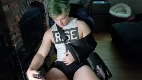 BubblebuttBdn online show from May 8, 2026, 10:04 pm