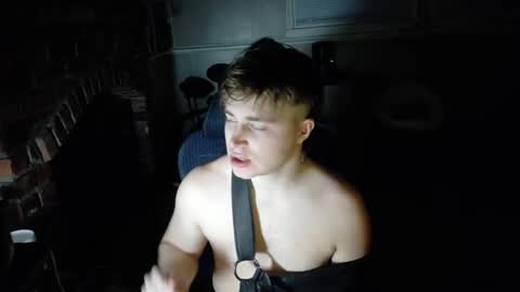 BubblebuttBdn online show from May 10, 2026, 2:06 am