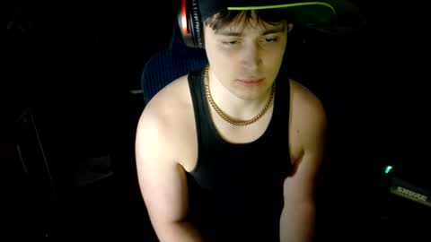 BubblebuttBdn online show from June 24, 2026, 4:33 am