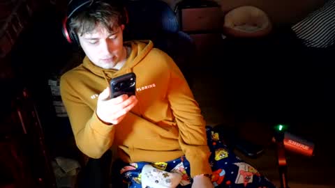 BubblebuttBdn online show from June 28, 2026, 3:23 am