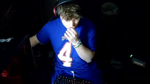 BubblebuttBdn online show from July 7, 2026, 4:59 am