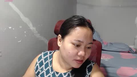 Snapshot of bubblebuttpinay chatting on May 17, 2026, 1:29 pm Sunshine online show from May 17, 2026, 1:29 pm