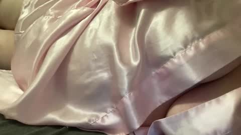 bubblegirl online show from February 18, 2026, 9:55 pm