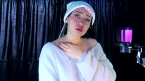 Snapshot of bubblewhite_ chatting on December 14, 2024, 2:21 pm BubbleJereth online show from December 14, 2024, 2:21 pm