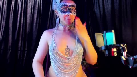 Snapshot of bubblewhite_ chatting on December 19, 2024, 2:24 pm BubbleJereth online show from December 19, 2024, 2:24 pm