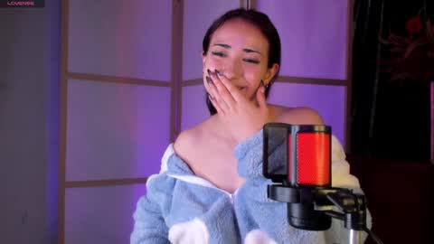 Snapshot of bubblewhite_ chatting on January 11, 2025, 2:25 pm BubbleJereth online show from January 11, 2025, 2:25 pm