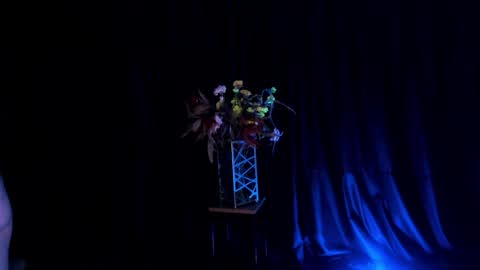 Snapshot of bubblewhite_ chatting on January 17, 2025, 11:59 am BubbleJereth online show from January 17, 2025, 11:59 am