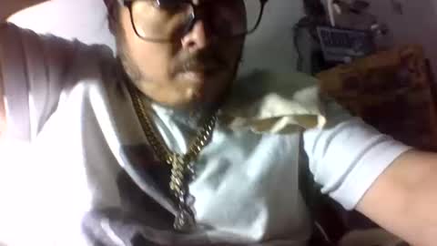 buckoykang online show from October 17, 2025, 9:56 am