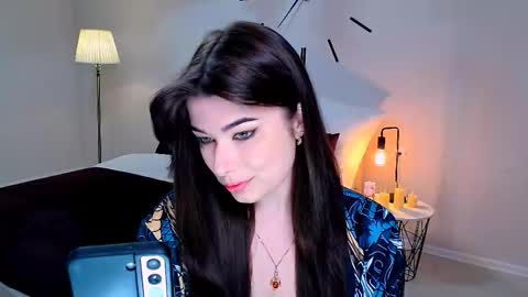 Ari online show from February 15, 2026, 3:31 pm