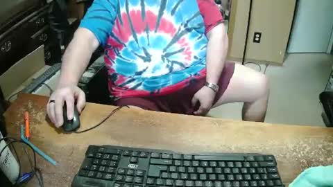 Bucku2 online show from May 1, 2026, 6:56 pm