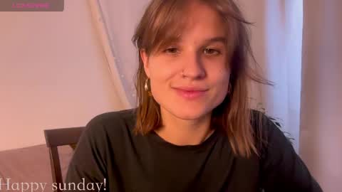 Mira  online show from April 26, 2026, 6:38 pm