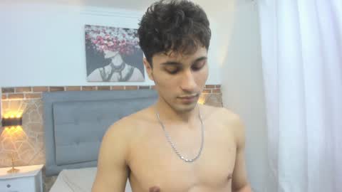 Snapshot of buddy_whitte chatting on January 27, 2025, 5:37 pm Buddy Whitte online show from January 27, 2025, 5:37 pm