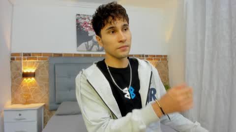 Snapshot of buddy_whitte chatting on February 4, 2025, 11:16 am Buddy Whitte online show from February 4, 2025, 11:16 am