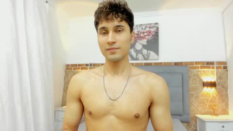 Snapshot of buddy_whitte chatting on February 5, 2025, 2:37 pm Buddy Whitte online show from February 5, 2025, 2:37 pm