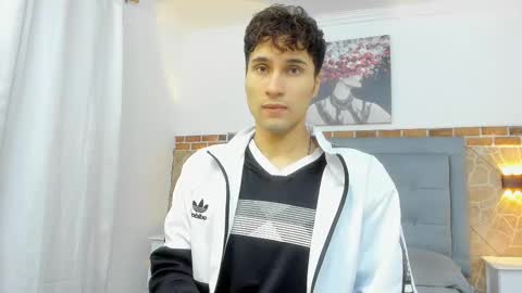 Snapshot of buddy_whitte chatting on February 9, 2025, 11:25 am Buddy Whitte online show from February 9, 2025, 11:25 am