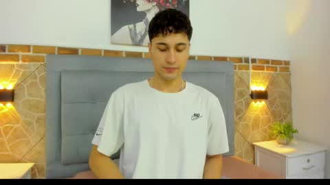 Snapshot of buddy_whitte chatting on February 22, 2025, 11:24 am Buddy Whitte online show from February 22, 2025, 11:24 am