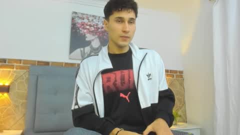 Snapshot of buddy_whitte chatting on March 1, 2025, 11:50 am Buddy Whitte online show from March 1, 2025, 11:50 am