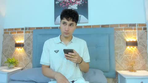 Snapshot of buddy_whitte chatting on March 10, 2025, 11:32 am Buddy Whitte online show from March 10, 2025, 11:32 am