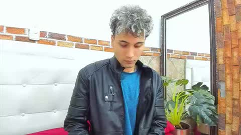 Snapshot of buddy_whitte chatting on September 9, 2025, 11:54 am Buddy Whitte online show from September 9, 2025, 11:54 am