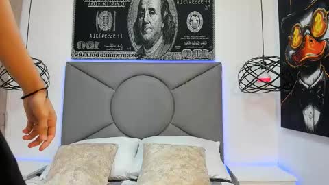 Snapshot of buddy_whitte chatting on November 6, 2025, 11:55 am Buddy Whitte online show from November 6, 2025, 11:55 am