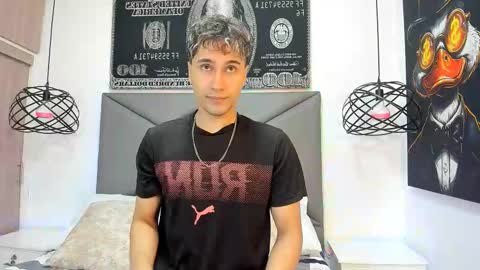 Snapshot of buddy_whitte chatting on November 7, 2025, 11:32 am Buddy Whitte online show from November 7, 2025, 11:32 am