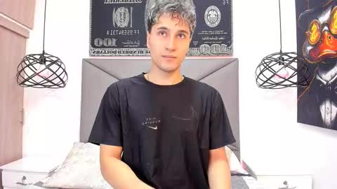 Snapshot of buddy_whitte chatting on November 11, 2025, 11:54 am Buddy Whitte online show from November 11, 2025, 11:54 am