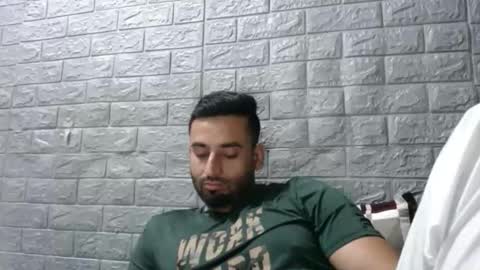 Snapshot of buffmaster_ chatting on October 26, 2025, 12:55 pm buffmaster_ online show from October 26, 2025, 12:55 pm