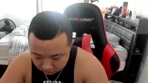 buffsexyman24 online show from February 22, 2025, 8:53 pm