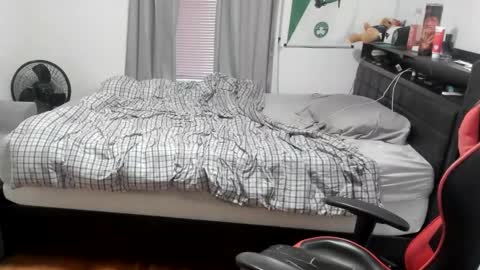 buffsexyman24 online show from February 27, 2025, 12:23 pm