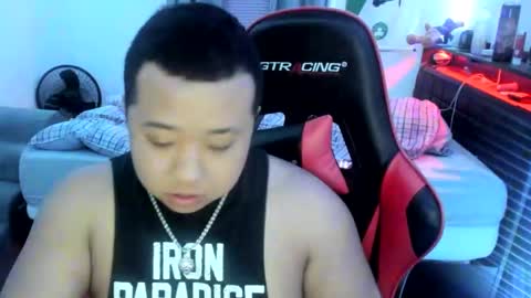 buffsexyman24 online show from March 10, 2025, 3:01 am