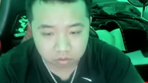 buffsexyman24 online show from January 18, 2026, 4:38 am