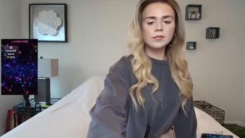 buitifulblonde online show from December 20, 2025, 5:42 pm