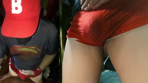 Snapshot of bulgetasticc chatting on February 8, 2026, 11:19 pm BulgetasticC online show from February 8, 2026, 11:19 pm