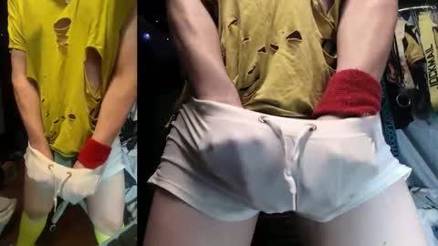 Snapshot of bulgetasticc chatting on March 13, 2026, 8:04 pm BulgetasticC online show from March 13, 2026, 8:04 pm