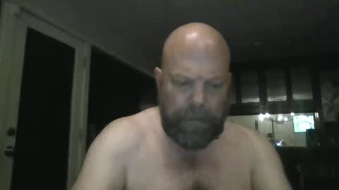 Snapshot of bulldog302w chatting on June 28, 2026, 2:06 am bulldog302w online show from June 28, 2026, 2:06 am