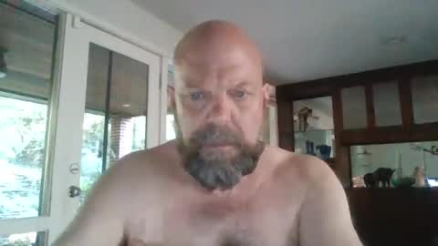 Snapshot of bulldog302w chatting on July 3, 2026, 11:22 pm bulldog302w online show from July 3, 2026, 11:22 pm
