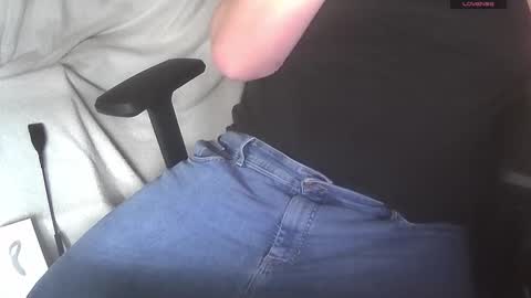 Snapshot of bullen2004 chatting on March 15, 2026, 10:21 am bullen2004 online show from March 15, 2026, 10:21 am