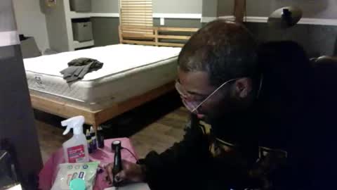 Bungalow Entertainment online show from November 13, 2025, 6:56 am