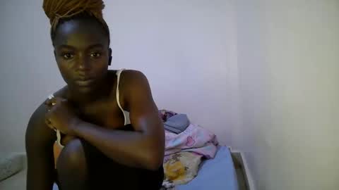 Snapshot of bunny_bliss1 chatting on May 5, 2026, 11:13 pm bunny_bliss1 online show from May 5, 2026, 11:13 pm