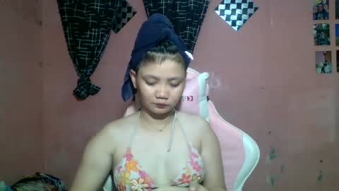 Snapshot of bunny_flower18 chatting on June 16, 2026, 6:38 am bunny_flower18 online show from June 16, 2026, 6:38 am
