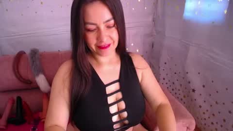 NINA online show from June 24, 2026, 1:54 pm