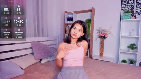 Snapshot of bunny_nova chatting on October 30, 2025, 8:05 am Aria online show from October 30, 2025, 8:05 am